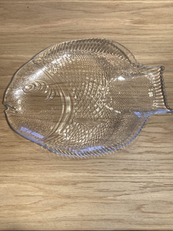 Plat à poisson en verre