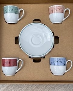 Ensemble porcelaine TINTIN (4 tasses à café)